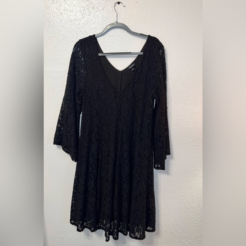 Black Lace Long Sleeve Dress
